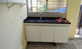 Imagem 6: ALUGO SUITE EM CASA SEGURA E RESERVADA A 30 METROS DA PISTA. EXCLUSIVAMENTE P/ MULHERES