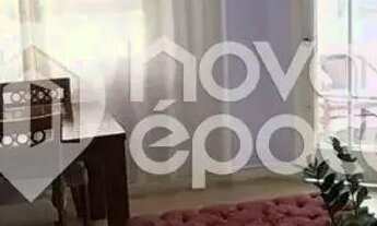 Imagem 2: Centro Apartamento com 2 dormitórios