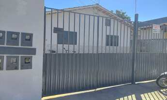 Imagem: Alugo kitinete ótima localização próximo