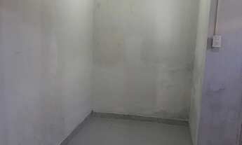 Imagem 3: Alugo KitNet na QNM 18 da Ceilândia Norte para mulheres