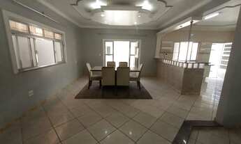 Imagem 2: /Casa mobiliada no Parque Dez