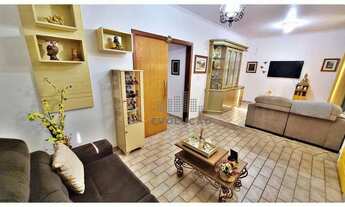 Imagem 5: Ótima Casa à Venda 250m² Espaçosa com Piscina e Área Gourmet Completa em Barreiros, São Jo