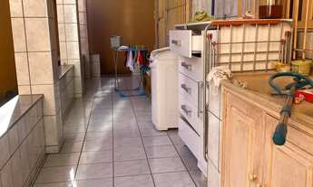 Imagem 7: Prédio com três casas independente