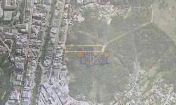 Imagem 2: Terreno no centro da cidade com planta para construção