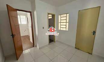 Imagem 3: Casa no Campos Elísios 3 Qts sendo 1 Suíte/ 450m²/Quintal Amplo/ 3 Vagas Cobertas