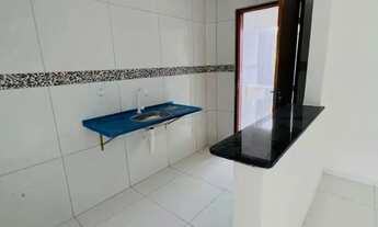 Imagem 6: Apartamento com 2 quartos, varanda, rua calçada, a poucos metros da avenida e da praia, po