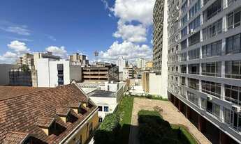 Imagem 3: Apartamento à venda de 3 quartos 1 vaga de garagem no bairro Centro Histórico em Porto Ale