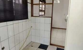 Imagem 5: Casa comercial às margens da RS-040 em Viamão