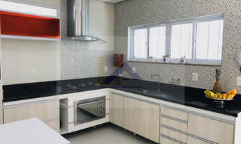 Imagem: CASA no CENTRO, 4/4 (3 suítes