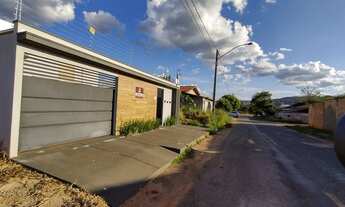 Imagem 2: Casa para venda possui 90 metros quadrados com 3 quartos em Chácaras Itapema - Caldas Nova