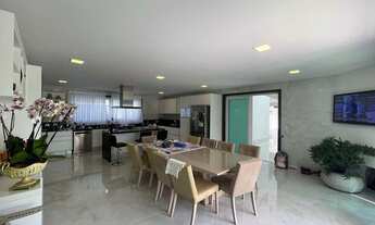 Imagem 2: CASA LINDA, MODERNA E IMPECÁVEL! ÁREA GOURMET E PISCINA NOVA!