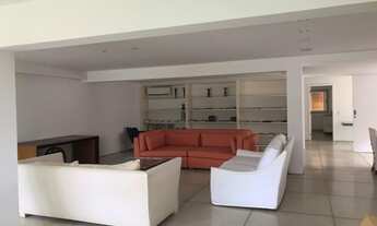 Imagem 7: Casa de condomínio para aluguel tem 1518 metros quadrados com 4 quartos