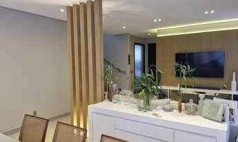 Imagem 4: Casa de condomínio sobrado para venda possui 297 metros quadrados com 4 quartos