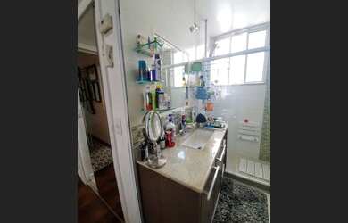 Imagem 9: Apartamento 110 metros, reformado, sala dois ambientes com 2 quartos +suite com closet)