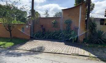 Imagem: Casa com 4.300 M² no Cond. Fazendinha