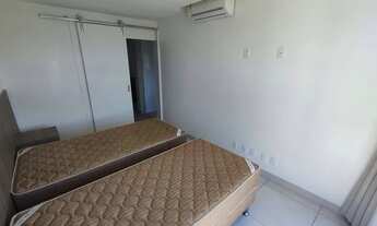 Imagem 3: Aptos de 1/4 mobiliados Janela na sala, gar e elevador, Próx as Firmas