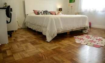 Imagem 5: Casa com 2 suítes e 4 garagens