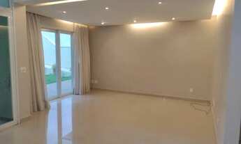 Imagem 6: Casa de 365m² com 4 quartos sendo 2 suítes, 4 banheiros e 4 vagas de garage em Barueri, A