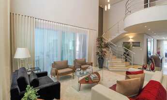 Imagem 6: Casa de condomínio sobrado para venda possui 780 metros quadrados