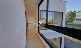 Imagem 2: Excelente sobrado com 4 suíte plenas em condomínio no Senador Canedo