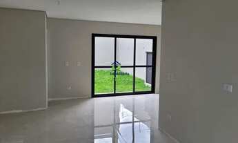 Imagem 2: Excelente Sobrado com excelente padrão de acabamento de frente para rua no bairro Cajuru