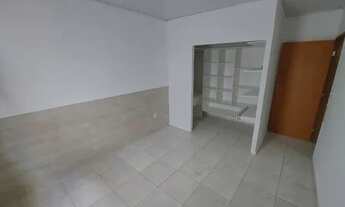 Imagem 5: Casa para venda possui 300 metros quadrados com 3 quartos em Guarajuba (Monte Gordo) - Cam