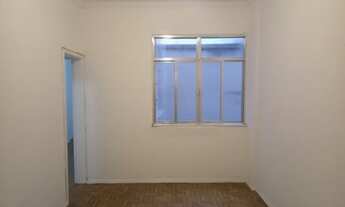 Imagem 2: RIO DE JANEIRO - Apartamento Padrão - Tijuca