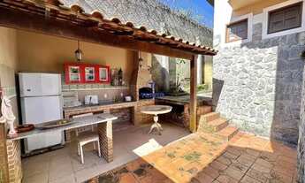 Imagem 5: São 4 quartos sendo uma suíte e área de lazer no Condomínio Ubá VII. Referência na cidade!