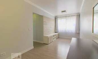 Imagem 1: Apartamento para Aluguel - Água Verde, 2 Quartos, 58 m2