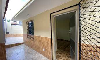 Imagem 2: Casa novinha Casa com 2 dormitórios