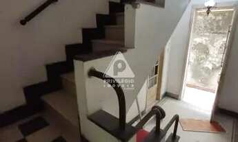 Imagem 7: Oportunidade na Urca - Terreno de 300m2 com casa construída