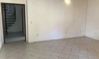 Imagem 7: Casa com piscina