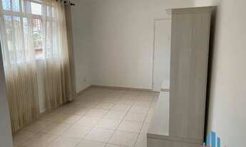 Imagem 2: Excelente apartamento reformado com garagem fechada no Gonzaga