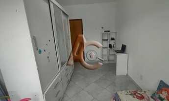 Imagem 4: Excelente casa na Vila da Penha, em condomínio, vazia, com três quartos, suíte e garagem