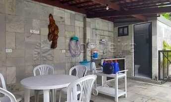 Imagem 7: Excelente casa localizada no bairro do Monteiro, com 230,90 de área construída.++