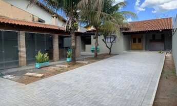 Imagem: CASA COM 03 DORMITÓRIO (01 SUÍTE) E ÁREA