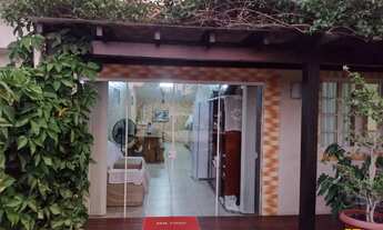 Imagem 4: Seu Refúgio de Paz e Natureza Espera por Você! Casa com 3 quartos (1 suíte