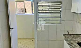 Imagem 6: Um Refúgio de Luz e Propósito no Coração dos Jardins