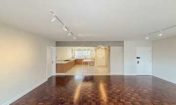 Imagem 2: TOTALMENTE REFORMADO COM 3 QUARTOS E 1 SUÍTE NO ALTO DA GLÓRIA Reformado Com 3 Quartos e S