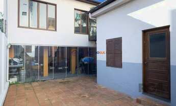 Imagem 5: Casa incrível com 444m² privativos, para uso misto, residencial ou comercial