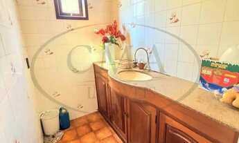 Imagem 5: Casa para Locação em Macaé, Centro, 4 dormitórios, 1 suíte, 4 banheiros, 2 vagas