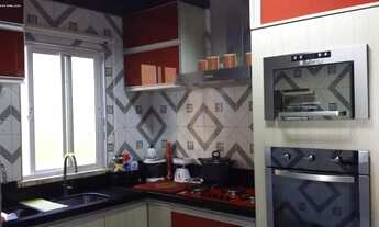 Imagem 3: Casa Duplex para Venda em Fortaleza, Cocó, 5 dormitórios, 4 suítes, 5 banheiros, 4 vagas