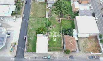 Imagem: Terreno central na 25 de Julho