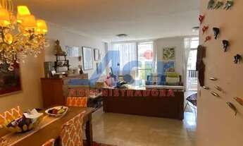 Imagem 4: Amplo Apartamento com Suíte e 2 Vagas em Copacabana 130m² Perto do Metrô!