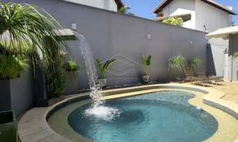 Imagem 4: Luxuosa Casa com Área Gourmet, Piscina Aquecida e Suíte Master no Residencial Tivoli I - B