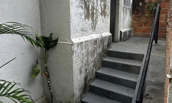 Imagem 3: Casa à venda - imóvel de esquina em ótima localização