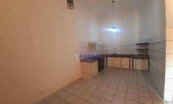 Imagem 6: Sobrado com 3 dormitórios para alugar, 350 m² por R$ 3.500,00/mês - Jardim Oliveiras - Tab