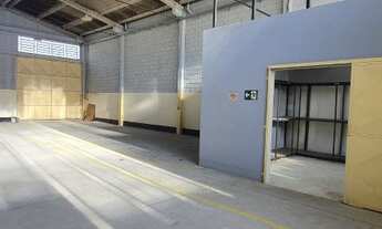 Imagem 3: Galpão/Depósito/Armazém para aluguel com 235 metros quadrados em Jardim Leocádia - Sorocab