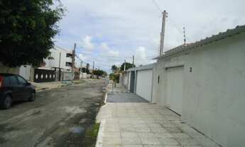 Imagem 2: Casa para aluguel na Rua Mauro de Moura Machado, 51 - José Américo, 3 quartos