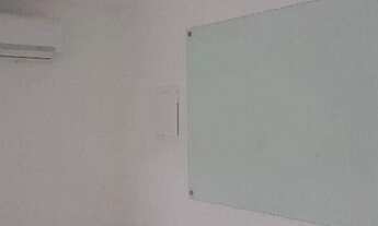 Imagem 4: Loja Comercial Térrea, super bem localizada em um centro médico em Jurerê